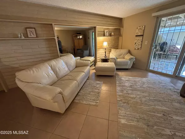 Tucson, AZ 85710,7718 E Kenyon Drive