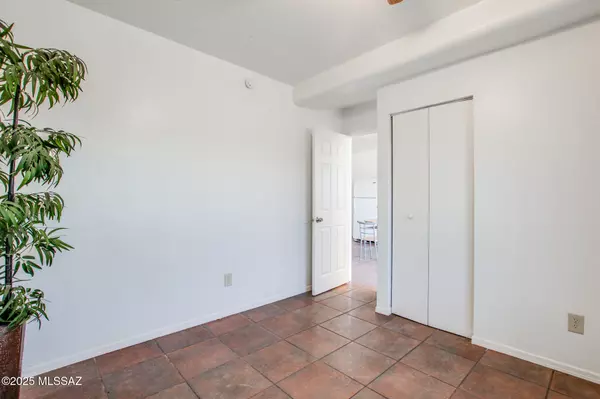 Tucson, AZ 85713,2502 S Park Avenue