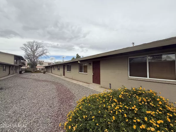 Tucson, AZ 85712,2861 N Columbus Boulevard #57