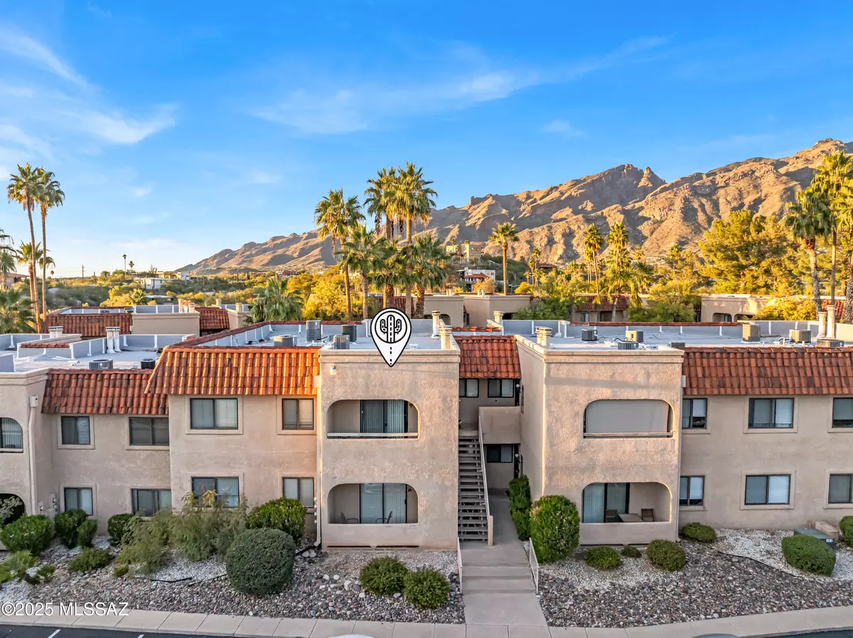 Tucson, AZ 85718,5750 N Camino Esplendora #236