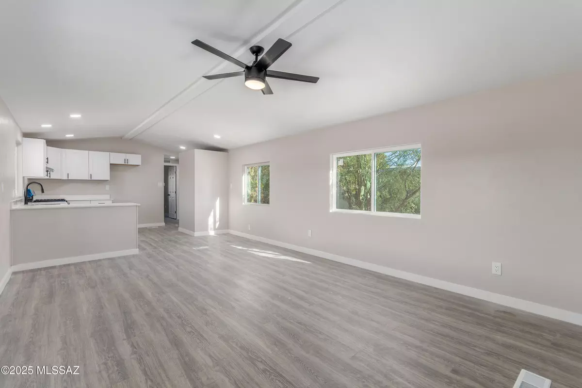 Tucson, AZ 85705,2846 W Palm Vista Street