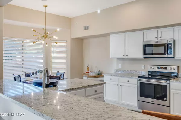 Tucson, AZ 85737,11143 N Divot Drive