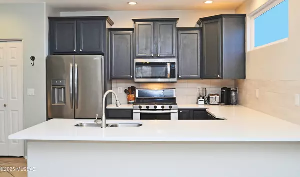 Tucson, AZ 85719,3854 Look Backridge Place