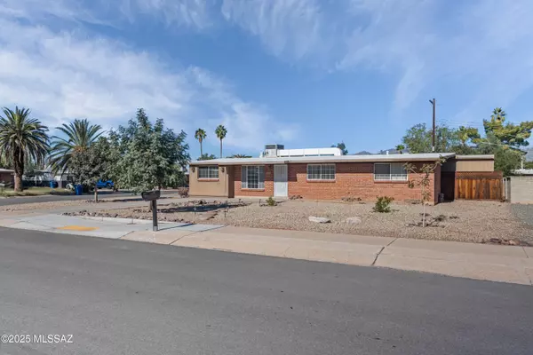 Tucson, AZ 85710,6901 E Calle Neptuno