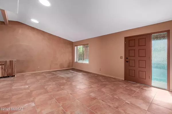 Tucson, AZ 85750,7233 E Inca Dove Drive