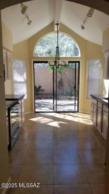 Oro Valley, AZ 85737,1353 E Stoney Canyon Circle