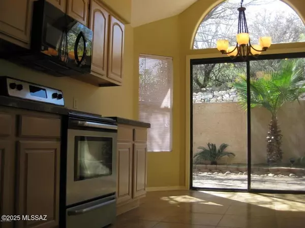 Oro Valley, AZ 85737,1353 E Stoney Canyon Circle