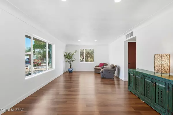 Tucson, AZ 85719,3725 N Warren Avenue