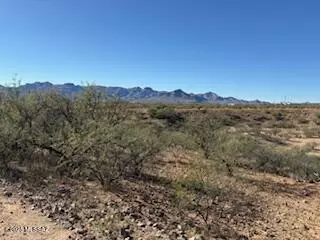 220 Via Nazas #5, Rio Rico, AZ 85648
