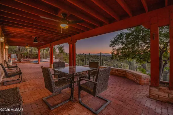 Tucson, AZ 85718,4025 E Camino Llanoso