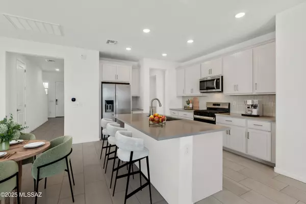 5924 E Jayden Lane, Tucson, AZ 85756