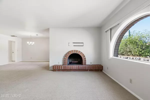 Tucson, AZ 85718,3925 N Calle Cancion