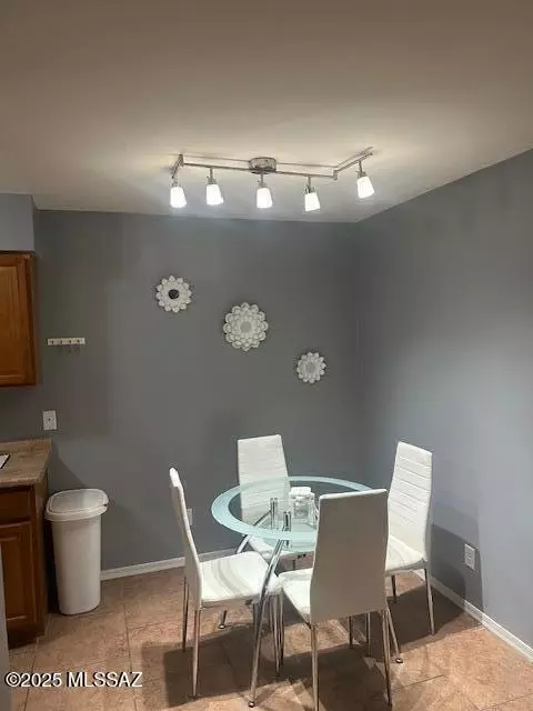 Tucson, AZ 85704,6301 N Barcelona Court #1001