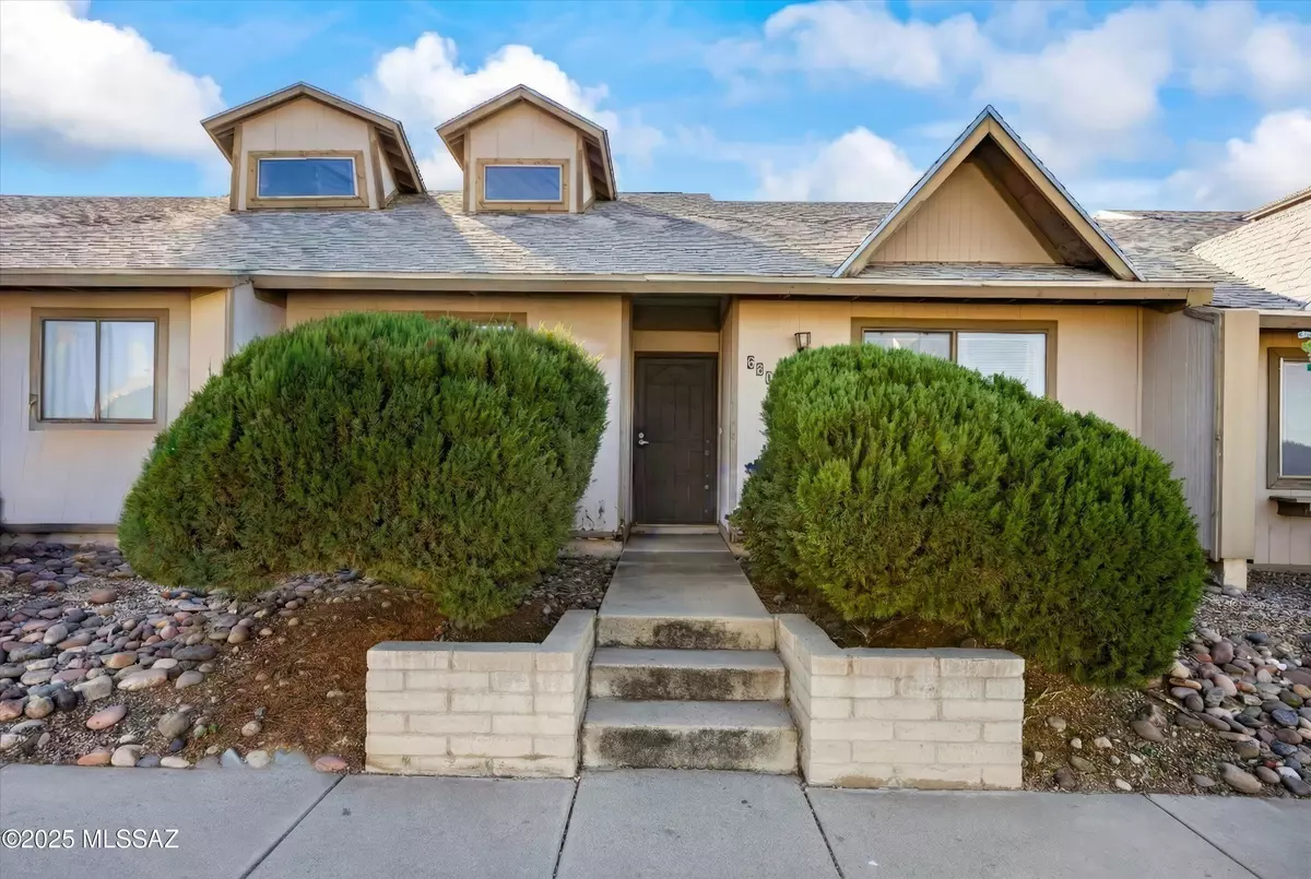 Tucson, AZ 85705,660 W Balboa Drive