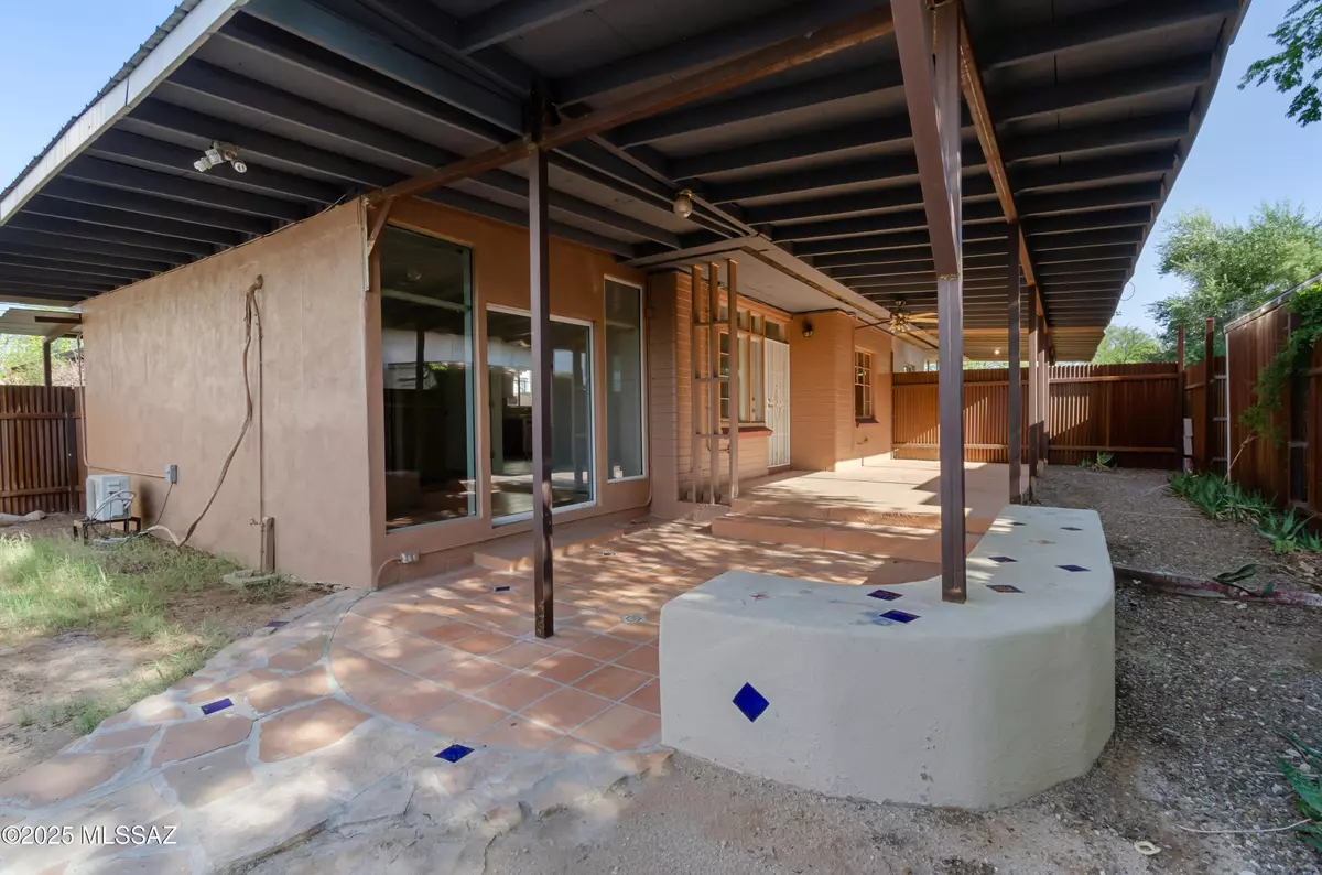 Tucson, AZ 85719,1812 E 7th Street