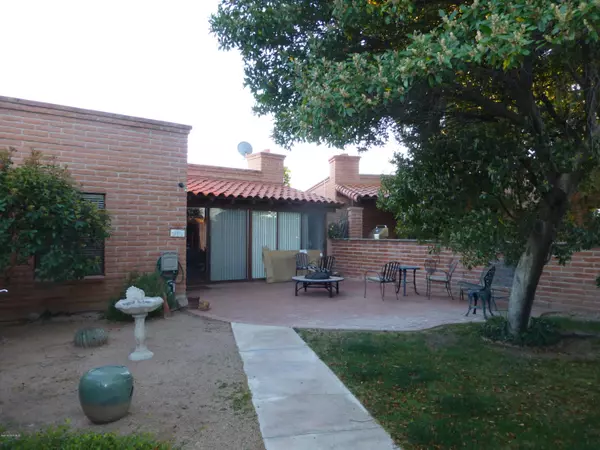 53 Avenida De Otero Villa 3, Tubac, AZ 85646