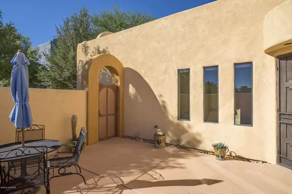 Tubac, AZ 85646,711 Lombard Way