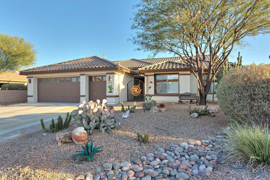 1156 N Desert Deer Pass, Green Valley, AZ 85614