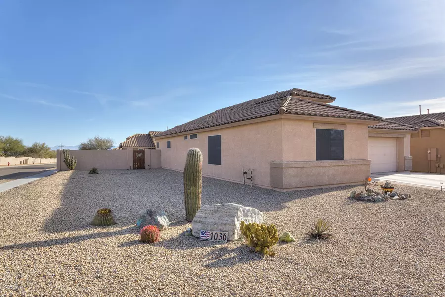 1036 W Rio Altar, Green Valley, AZ 85614