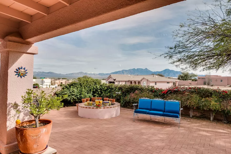 1075 W Placita Inspirada, Green Valley, AZ 85614