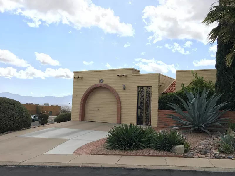 1477 W Calle De Plata, Green Valley, AZ 85622