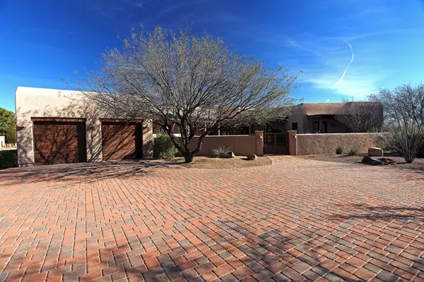 Tubac, AZ 85646,102 Elliot Street