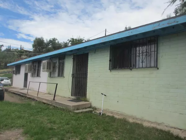 74 N Placita Serena, Nogales, AZ 85621