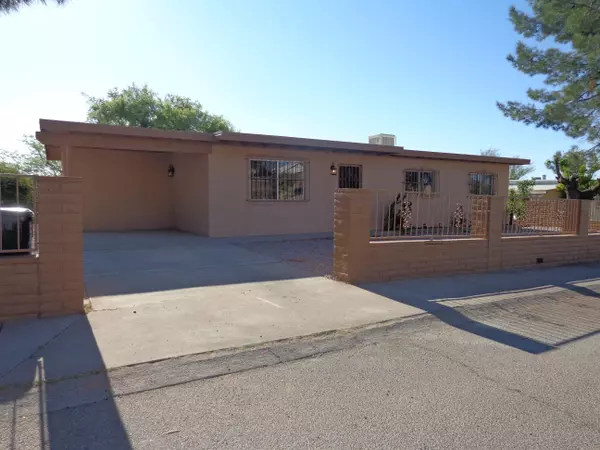 2408 N Calle Santa Ana, Nogales, AZ 85621