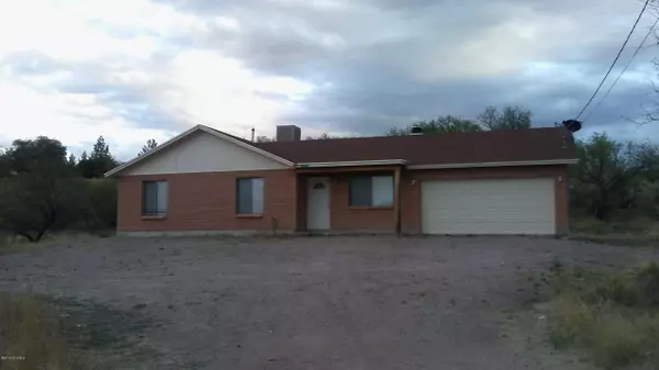 1027 Oso Court, Rio Rico, AZ 85648