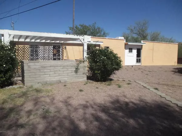 Nogales, AZ 85621,1384 E Placita Rebecca