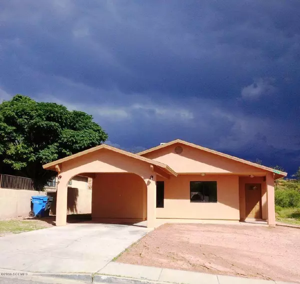 2242 N Escuela View, Nogales, AZ 85621