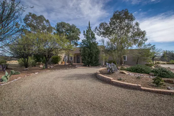 14 Avenida Marquez, Tubac, AZ 85646