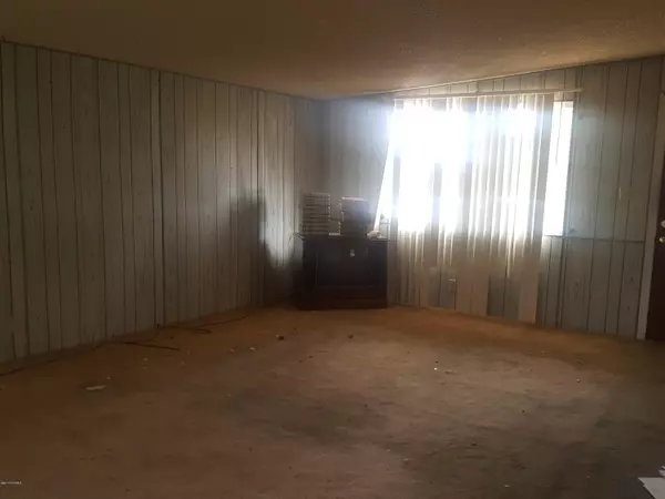 Nogales, AZ 85621,1438 W Camino De La Paloma