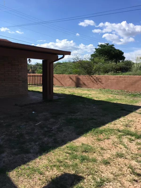 Rio Rico, AZ 85648,211 Toltec Court