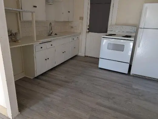 1409 S Van Buren ST, San Angelo, TX 76901