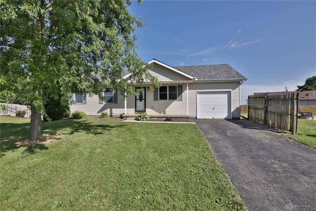 508 Calico Court, South Charleston, OH 45368