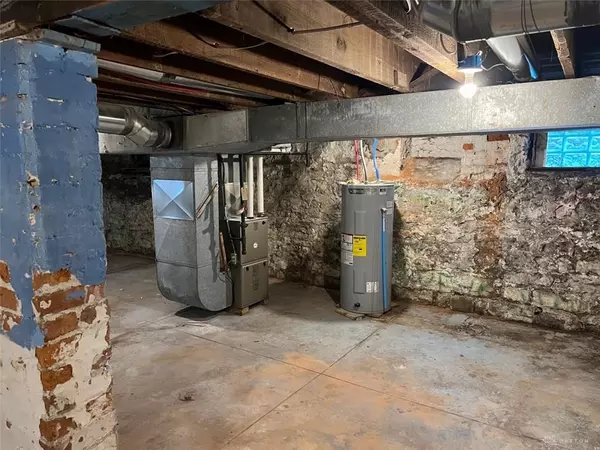 Dayton, OH 45402,930 Porter Avenue