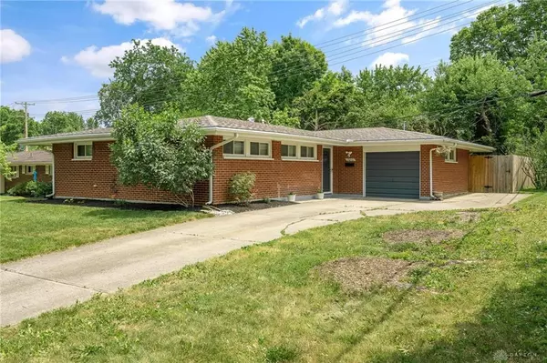 3216 Waltham Avenue, Dayton, OH 45429