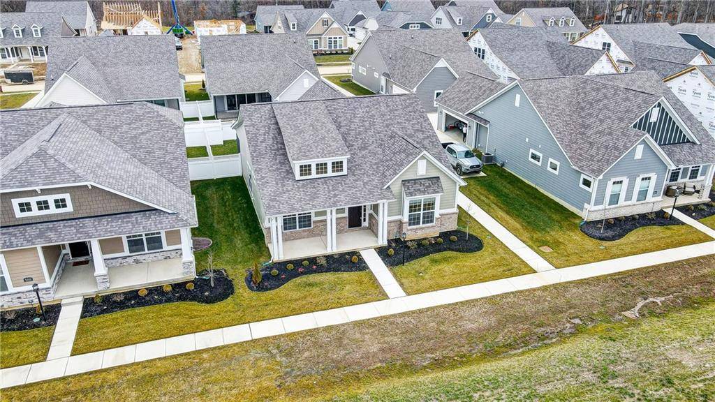 5028 Pepperwell Circle, Sugarcreek Township, OH 45440