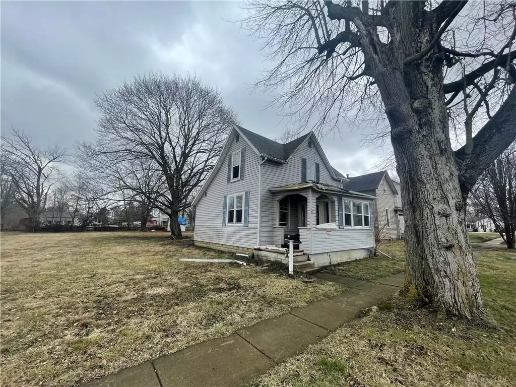 Jeffersonville, OH 43128,30 Maple Street