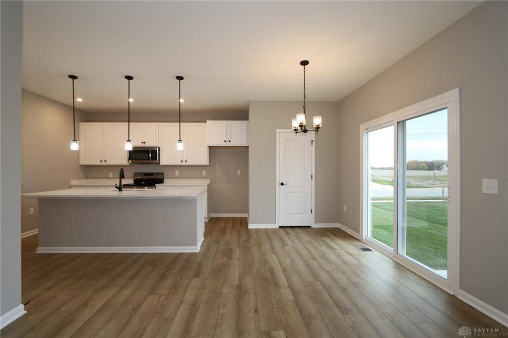 Yellow Springs Vlg, OH 45387,437 Snowdrop Drive