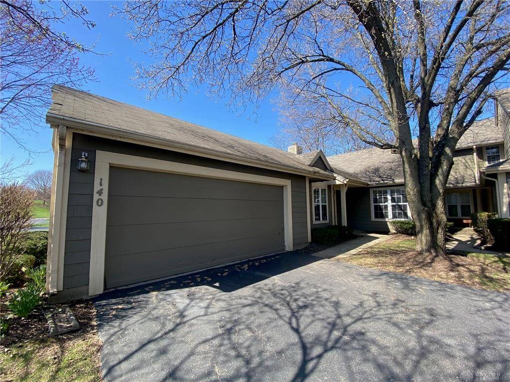 140 Queens Crossing, Centerville, OH 45458