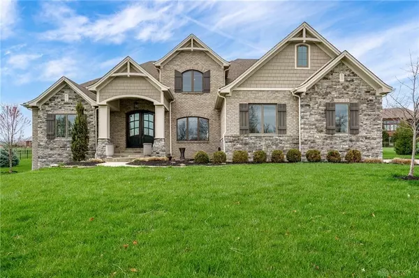 670 Grand Wood Court, Springboro, OH 45066