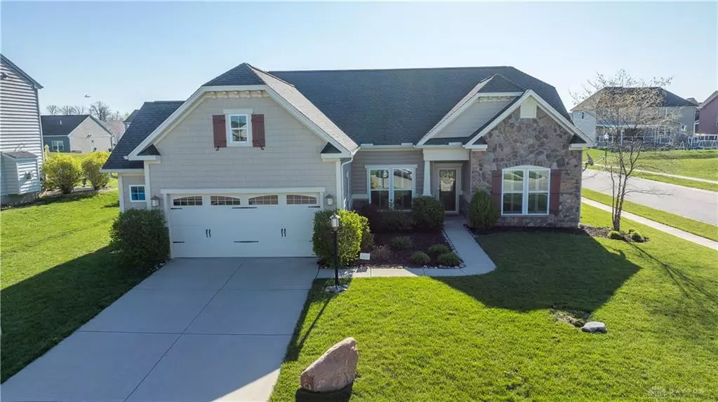 3154 Coneflower Drive, Tipp City, OH 45371