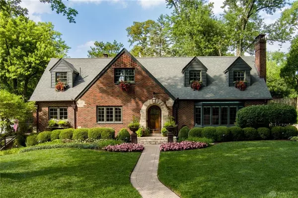 51 Forrer Road, Oakwood, OH 45419