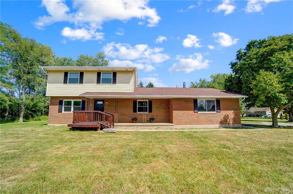 6311 Agenbroad Road, Tipp City, OH 45371
