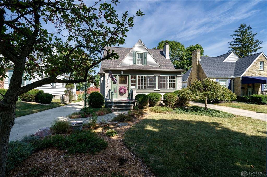 Oakwood, OH 45419,327 East Drive