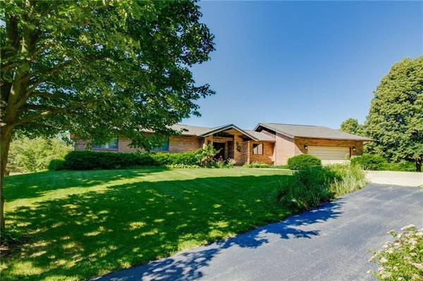 4139 W Enon Road, Bath Twp, OH 45324