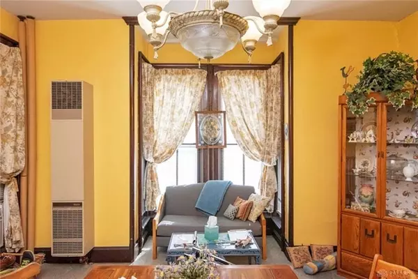 Marysville, OH 43040,325 W 5th Street