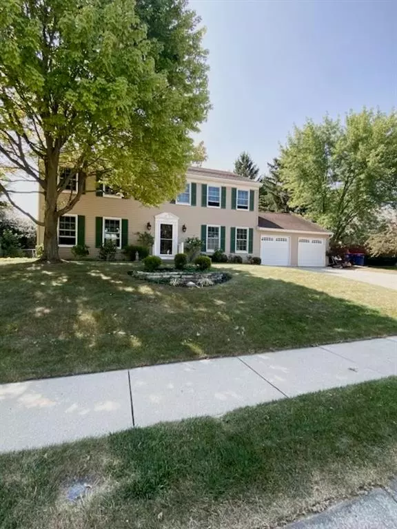 1901 Carlyle Drive,  Piqua,  OH 45356